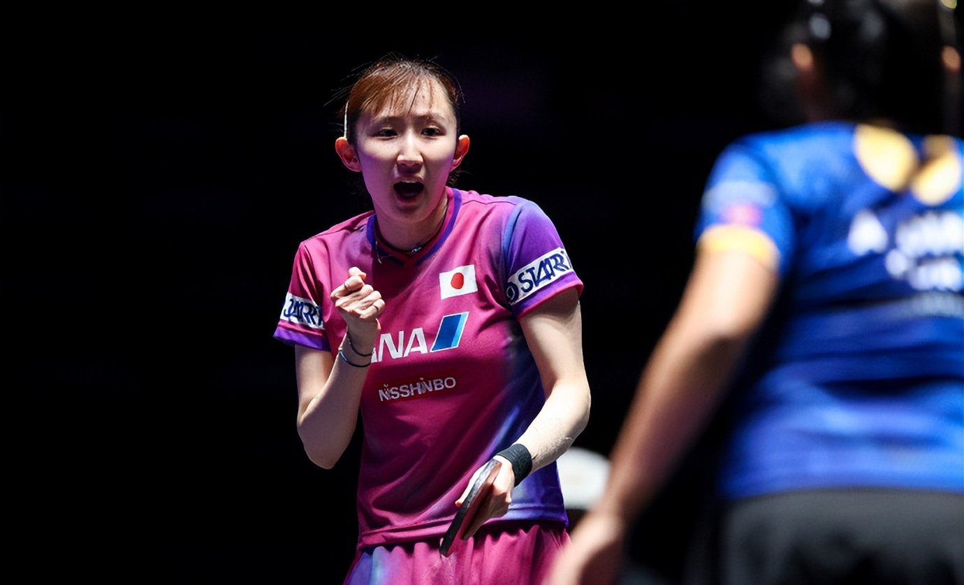 雷火电竞简介-突尼斯女足队备战世界杯，全力冲刺冠军