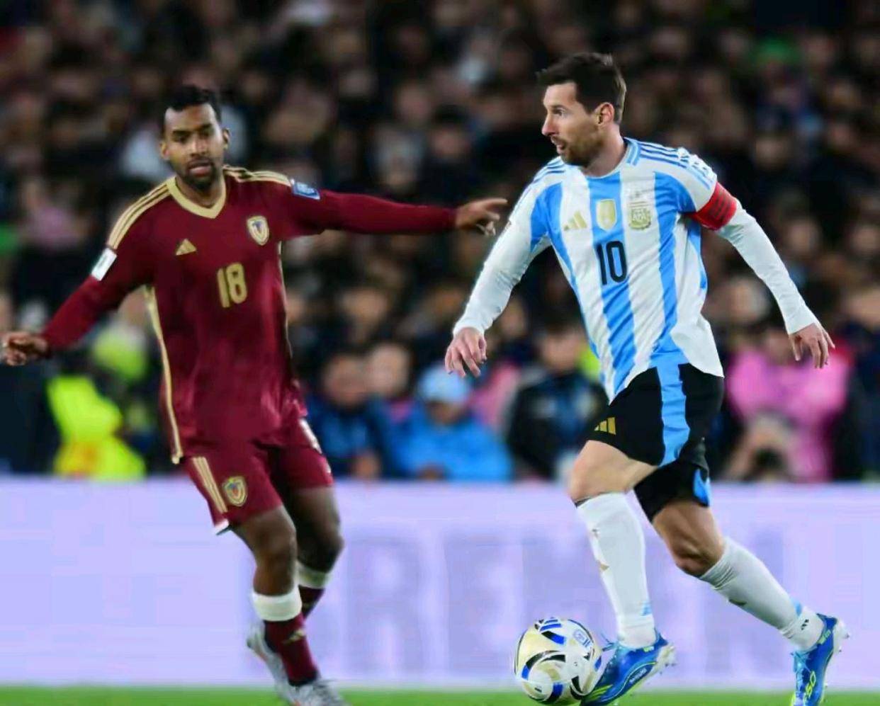 雷火电竞简介-梅西梅开二度，巴萨横扫对手的简单介绍