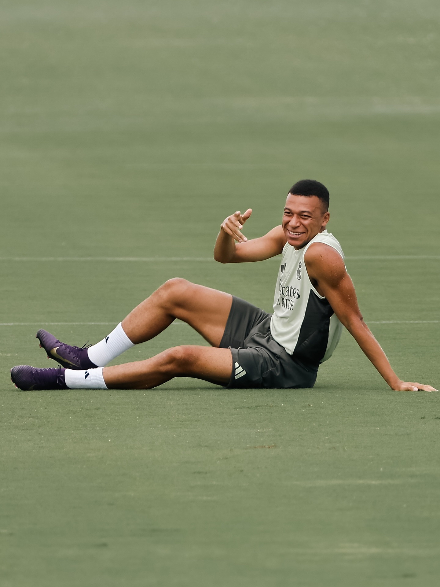 雷火电竞官网-智利险胜土耳其，姆巴佩惊艳四座