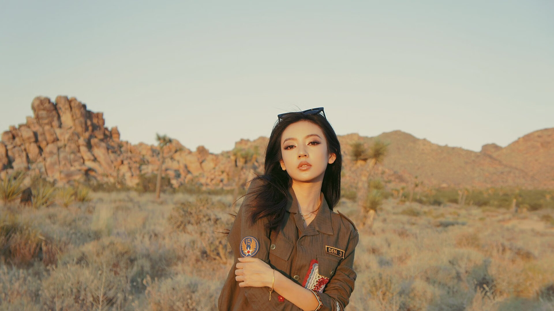 跨界王者,当勒布朗驾驶骑士拉开分差,在F1赛道接管比赛