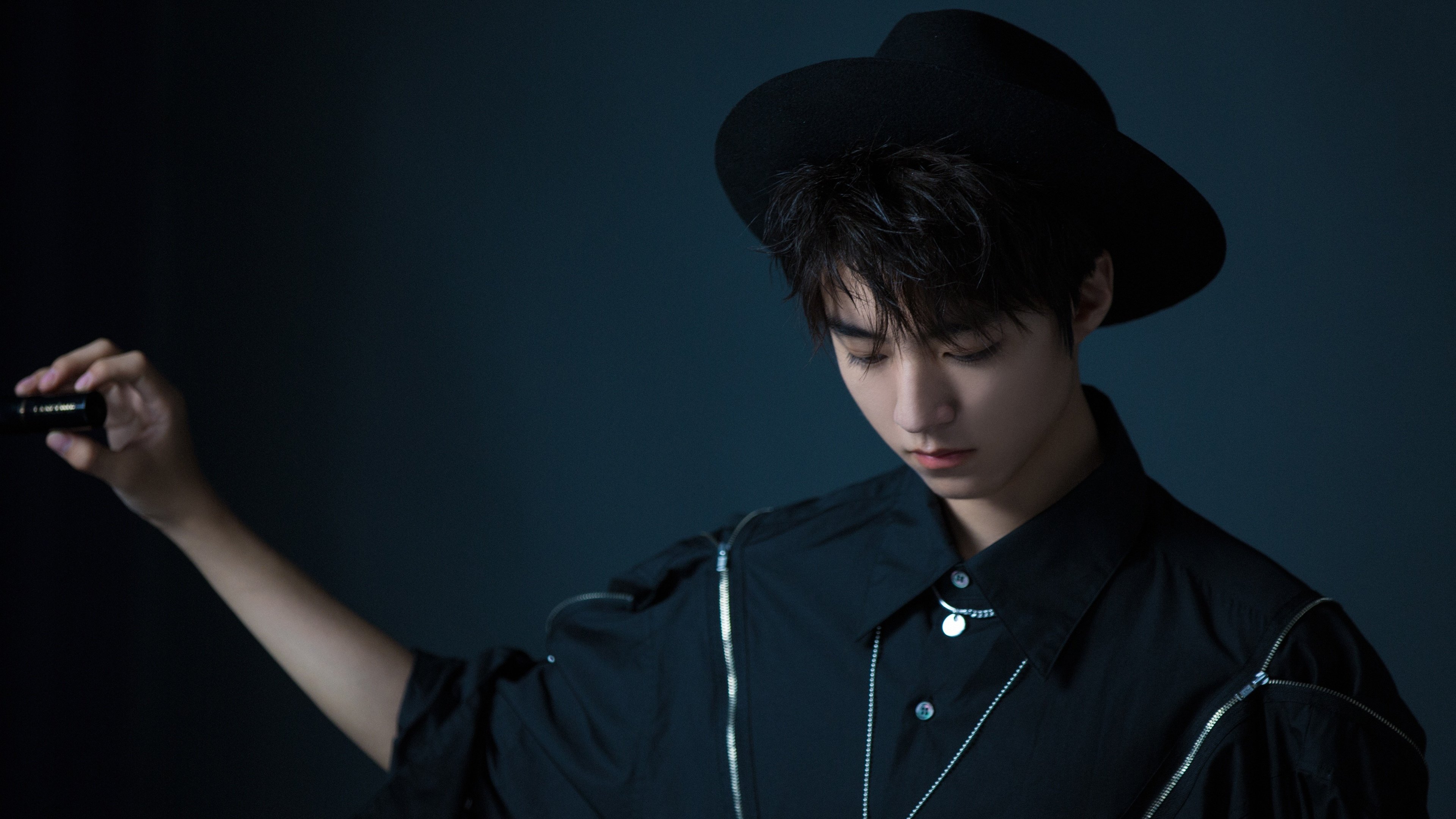 雷火电竞网站-拜仁友谊赛大胜乌拉圭国家队，新援巴雷拉独造三球成关键先生